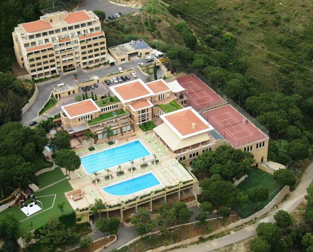Country Lodge Hotel & Resort เบรุต ภายนอก รูปภาพ
