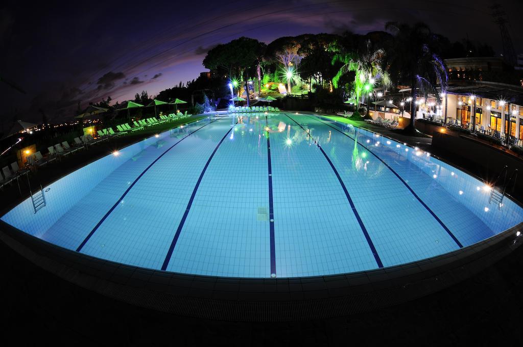 Country Lodge Hotel & Resort เบรุต ภายนอก รูปภาพ